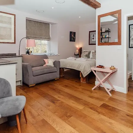 Hall View Guest * Nunnington